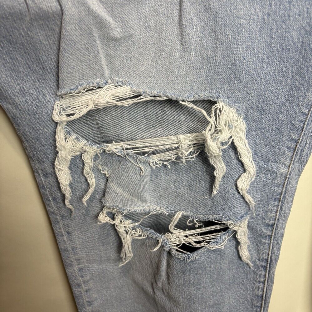 NWT Good American Zara Jeans Plus Size 30 Classic Slim Distressed Light Denim - Picture 4 of 8